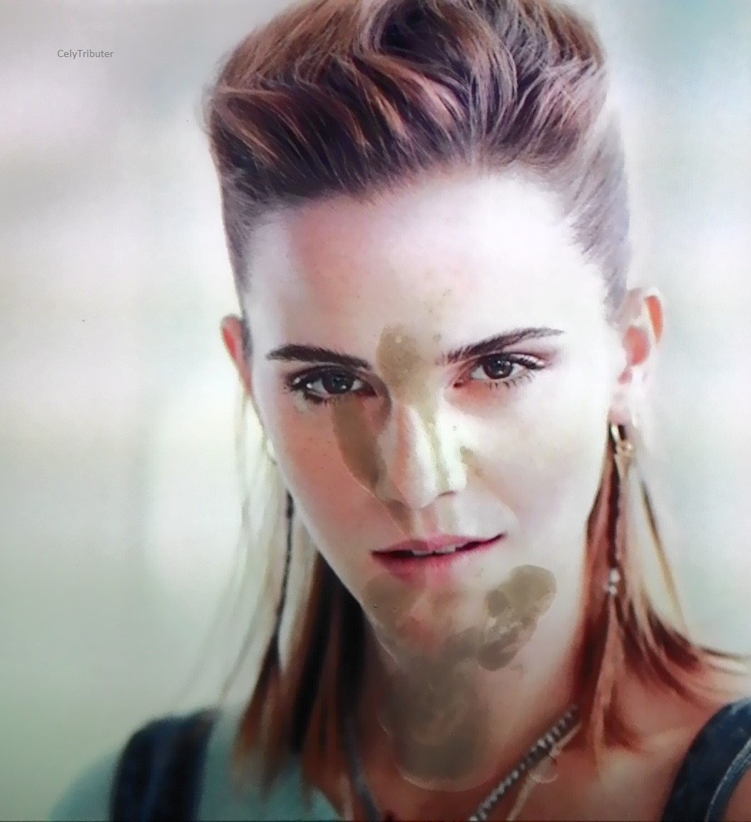 pieL5bCL Emma Watson Cum Tribute 5 (Upscaled Updated) 04.jpg